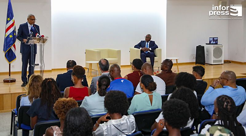 PR realça importância do ensino superior para desenvolvimento do país e como espaço de aprendizagem e pensamento crítico