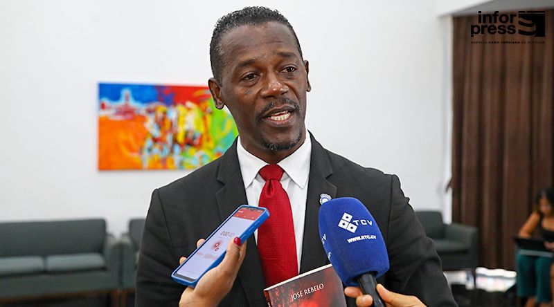 Investigador José Rebelo lança obra sobre “Protecção Civil em Cabo Verde”