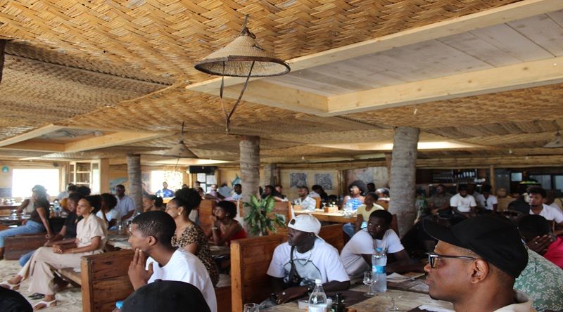 Boa Vista: Jovens debatem desporto, ensino superior e gestão ambiental com a autarquia
