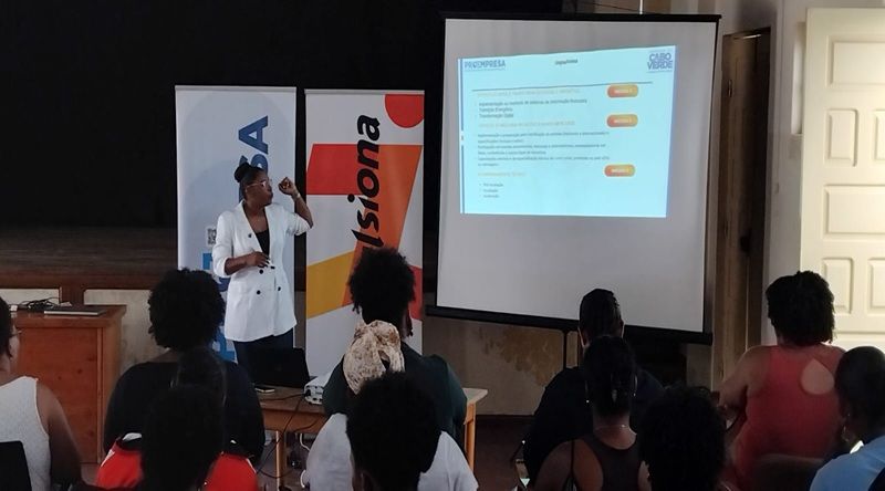 São Nicolau: Jovens empreendedores participam em encontro estratégico para promoção do programa Impulsiona