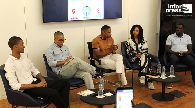 “Influencers” debatem responsabilidade, ética e impacto social dos conteúdos produzidos para os jovens