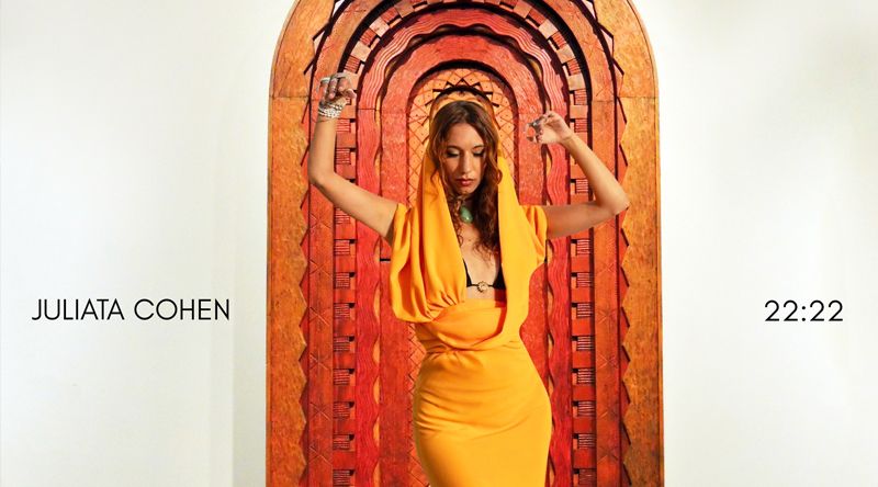 Música: Juliata Cohen lança álbum “22:22” em homenagem aos seus ancestrais e à diversidade cultural