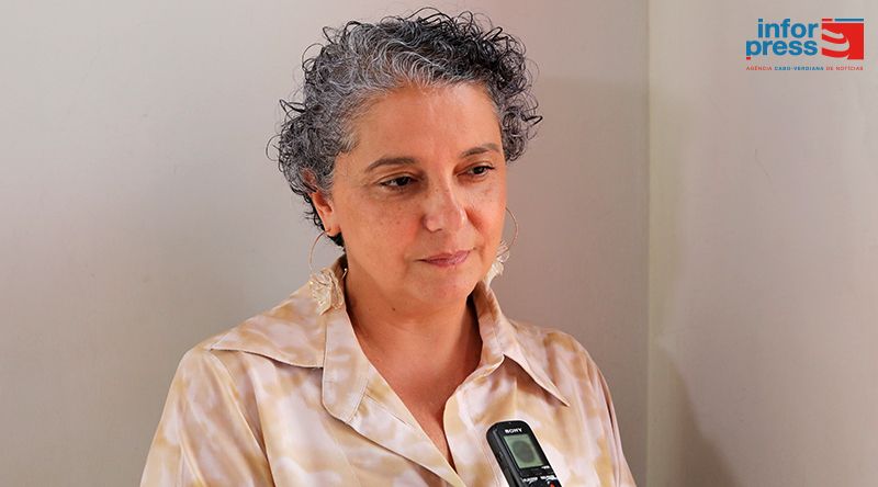 Literatura infantojuvenil: simpósio defende reforço da promoção da leitura e maior acesso ao livro