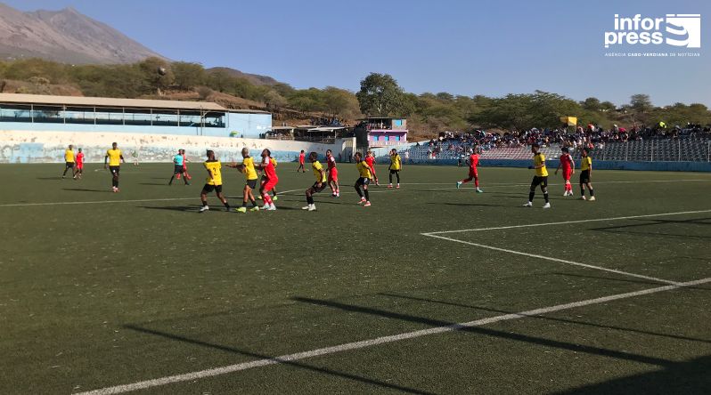 Futebol/Fogo: Botafogo vence Vulcânico por 3-0 no clássico e assume a liderança isolada