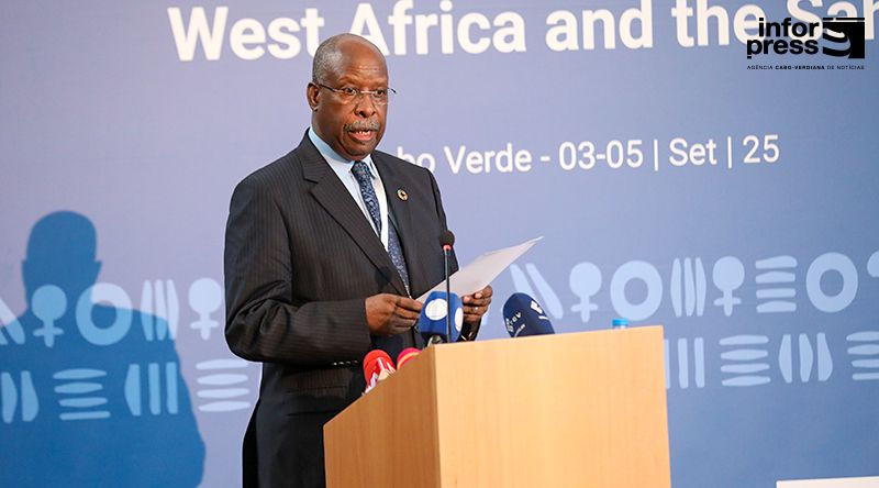 Representante da ONU adverte que desinformação compromete paz e democracia na África Ocidental