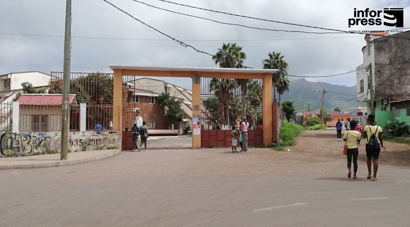 Fogo: Ministério da Educação prepara conferência nacional para repensar sistema educativo – ministro