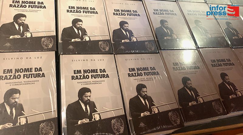 Portugal: Silvino da Luz apresenta “Em nome da razão futura” em Lisboa (c/áudio)