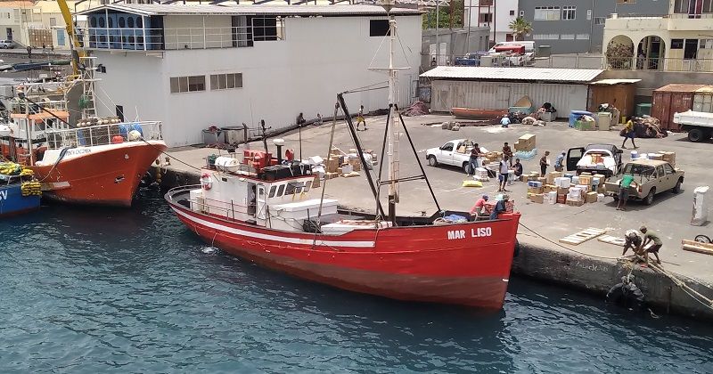 São Nicolau: Mar Liso sofre avaria e é resgatado junto à ilha de Santa Luzia (em actualização)