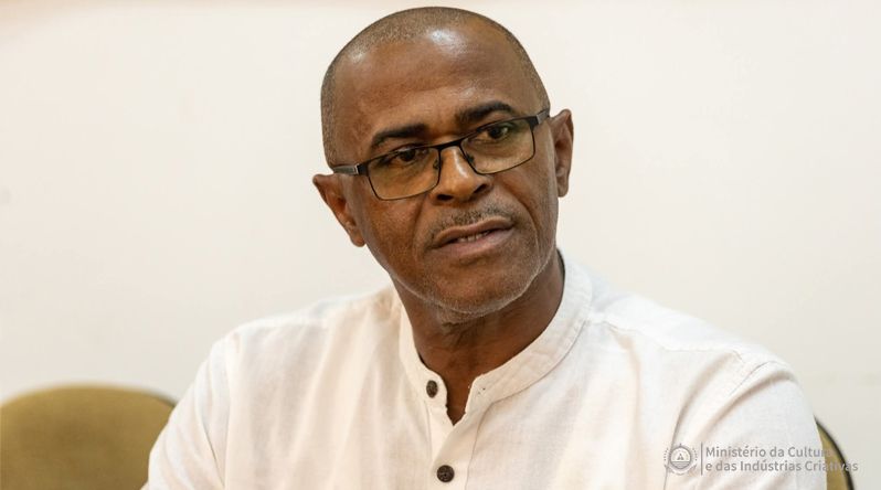 ENTREVISTA: Manel di Candinho considera que a morna pertence a todas as ilhas de Cabo Verde