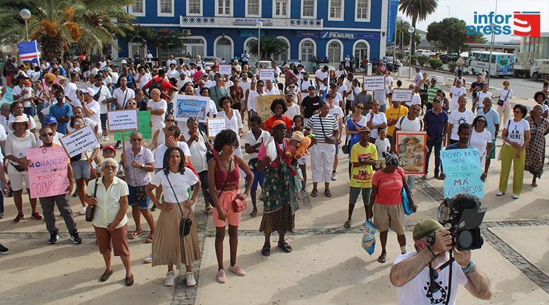 São Vicente: “D´Pov pa Pov” junta centenas de pessoas na Praça Dom Luís a exigir mudanças