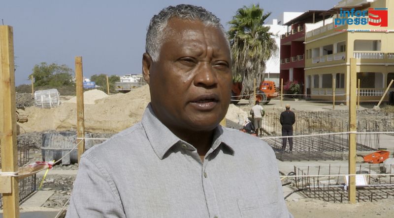 Boa Vista: Empresário denuncia “crime ambiental” de construções na ilha e critica “silêncio e inação” do Governo