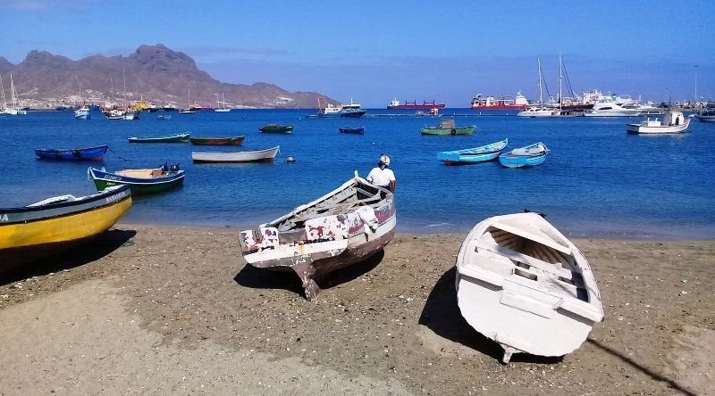 São Vicente: Pescadores beneficiados com cédulas vislumbram mais oportunidades com documento e curso recebido