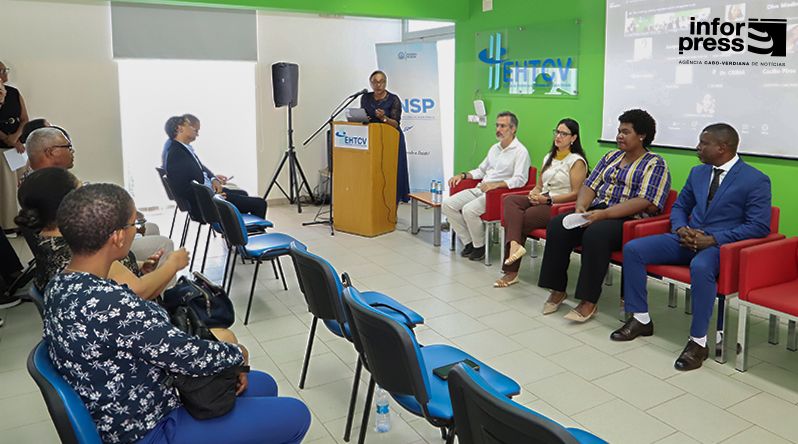 Cabo Verde reforça investigações em epidemiologia de campo com introdução do nível intermediário