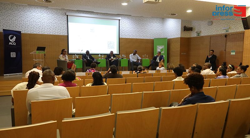 Governo pretende implementar programa nacional de promoção do empreendedorismo colectivo no país