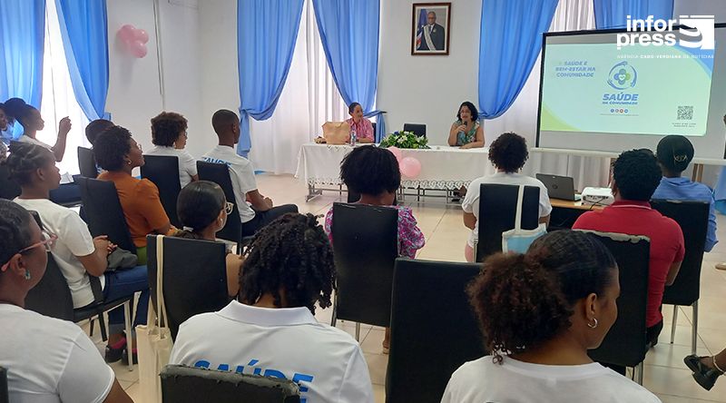 Praia: Mesa redonda reforça auto-cuidado e diagnóstico precoce contra cancro da mama