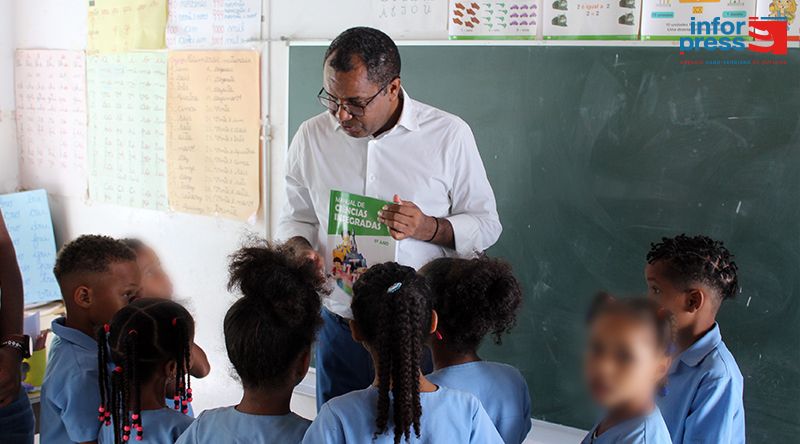 São Nicolau: Ministro da Educação garante aceleração da implementação PCFR e responsabiliza veto presidencial por atrasos
