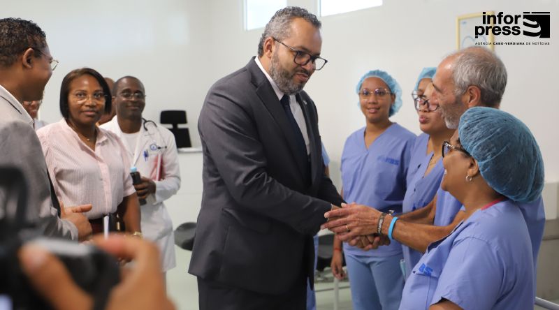 Cabo Verde deverá ter três a cinco mamógrafos em 2027 para reforçar diagnóstico do cancro da mama - ministro da Saúde