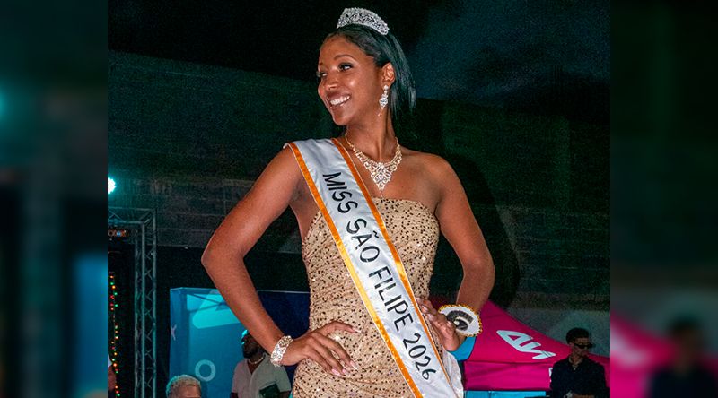 São Filipe: Erica Mendes eleita Miss São Filipe 2026 em noite marcada por longo atraso 