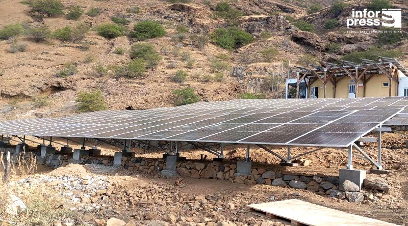 Porto Novo/Monte Trigo: Ministro da Indústria e Energia visita aldeia para se inteirar do projecto integrado