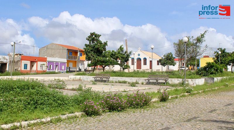 Maio: Moradores de Cascabulho denunciam má qualidade da água e ausência de rede móvel