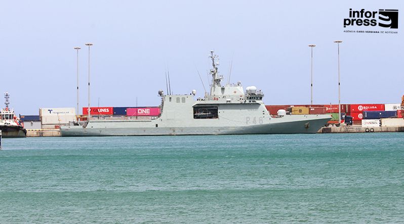 Navio da marinha espanhola Bam Furor em missão no Golfo da Guiné atracado no porto da Praia 