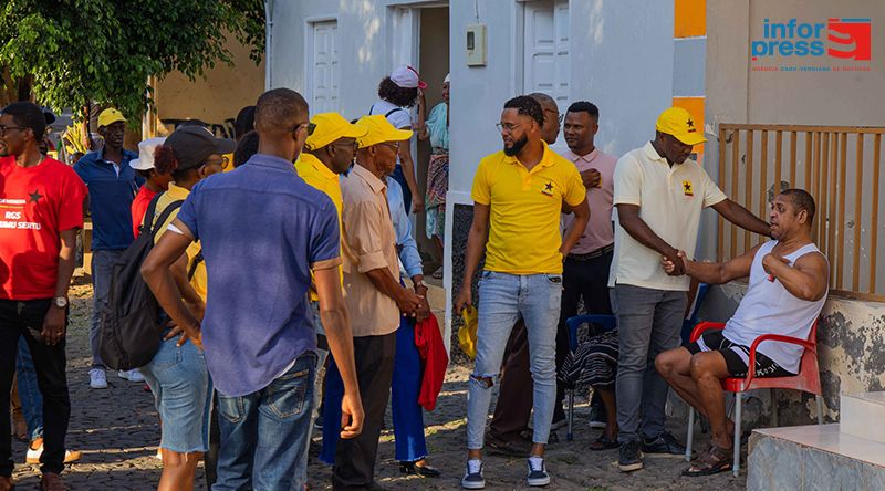 Autárquicas 2024/Ribeira Grande de Santiago: Nelson Moreira satisfeito com ritmo da campanha destacando envolvimento jovem