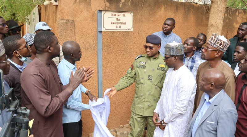 Niamey presta homenagem a Amílcar Cabral com avenida que leva o seu nome 
