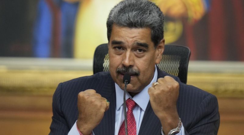 Maduro acusa EUA de tentar "mudança de regime" na Venezuela de forma "terrorista"