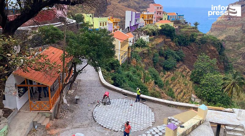 Ribeira Grande: Obras na Aldeia Turística de Fontainhas em fase de conclusão ganham posto de informação turística