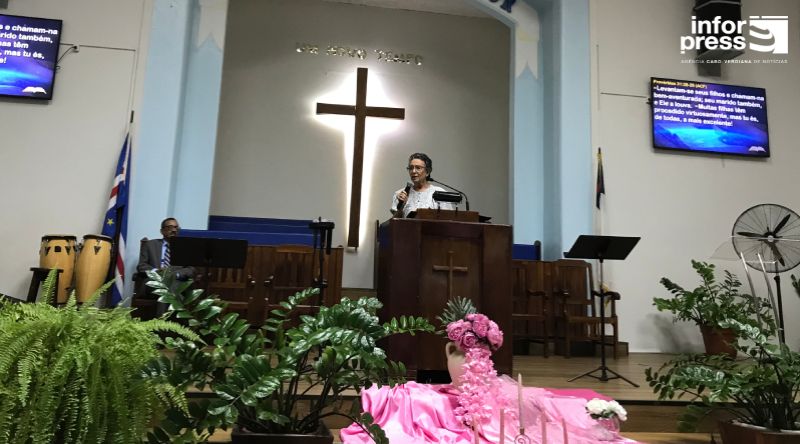 Vida cristã é como avesso de um bordado que Deus está a finalizar – Odette Pinheiro