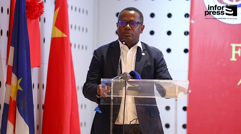 Olavo Correia destaca forte parceria do Banco Mundial e defende reformas para maior impacto nos pequenos estados insulares