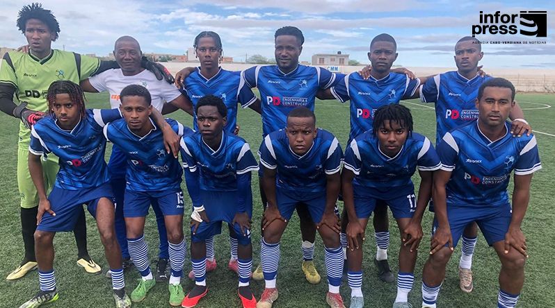 Futebol/Maio: Onze Unidos sagra-se campeão regional ao golear Beira-Mar por 7-1