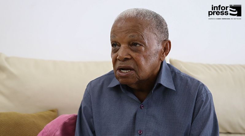 ENTREVISTA: Orlando Mascarenhas vive os 90 anos pleno e activo e encontra felicidade em tudo o que faz (c/áudio)