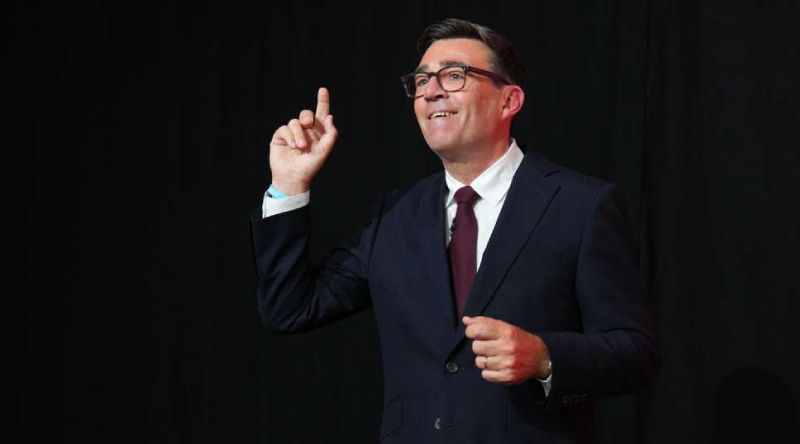PM britânico admite regresso à União Europeia uma das opções possíveis