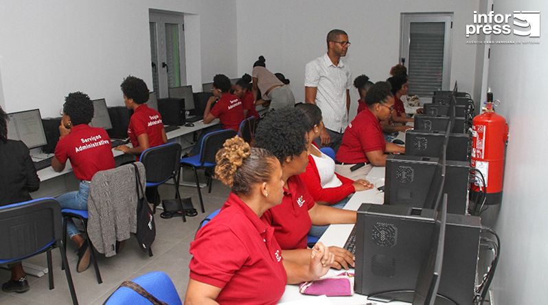 Porto Novo: Polo de Formação Profissional reafirma compromisso com município com mais de 140 formandos – responsável