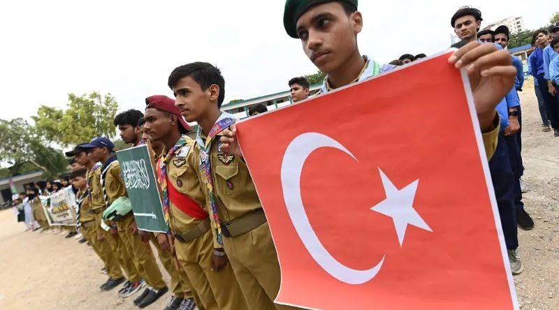 Trump saúda pacto de defesa entre Arábia Saudita, Turquia e Paquistão