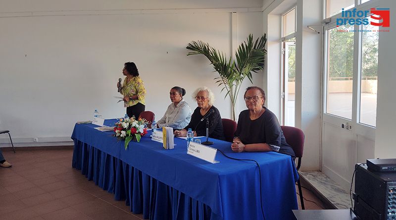 Escritora Dina Salústio defende o papel da mulher na literatura e destaca presença na “Claridade”