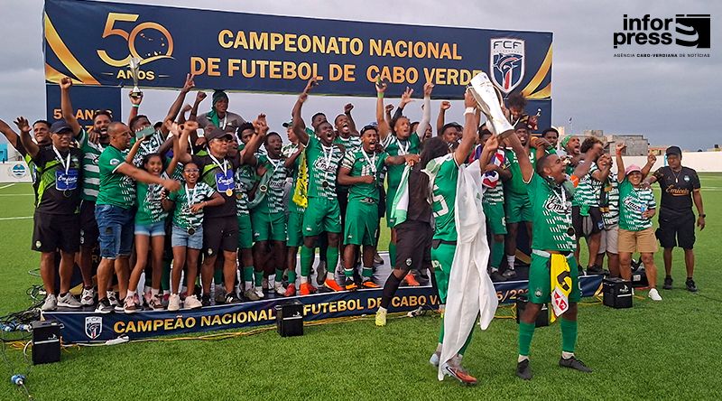 Futebol/Campeonato CV: Palmeira revalida título de campeão nacional de futebol (reabre)