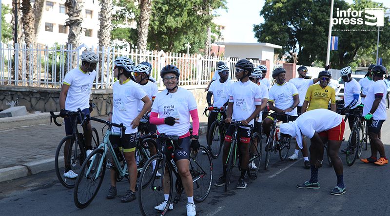 Praia: ONU-Habitat e federação de ciclismo promovem passeio para defender transporte saudável e sustentável
