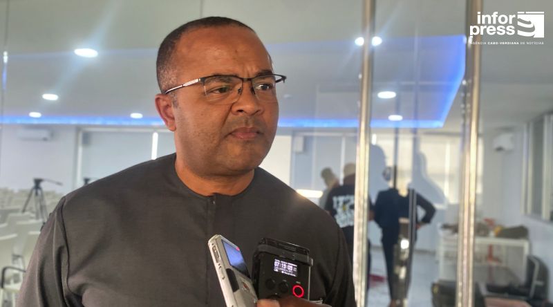 Economista defende “valores âncora” com reforço da resiliência económica para enfrentar imprevisibilidades globais