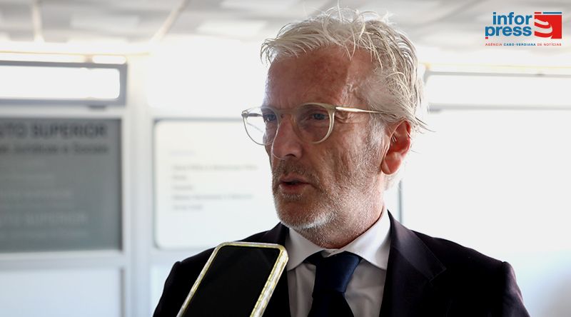 Contratação pública como ferramenta para políticas ambientais e sociais em debate em Cabo Verde