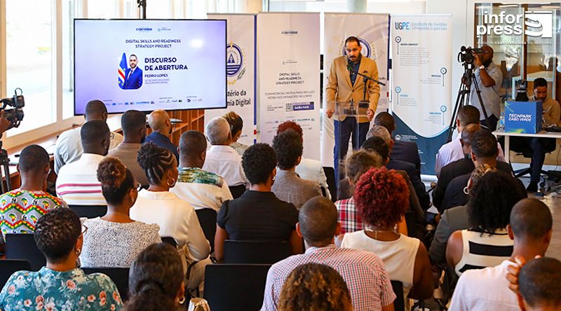 “Cabo Verde pode duplicar o PIB com reforço das competências digitais” - secretário de Estado (c/áudio)