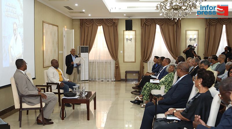 Olívio Pires lança obra que cruza luta pela independência com transição para a democracia