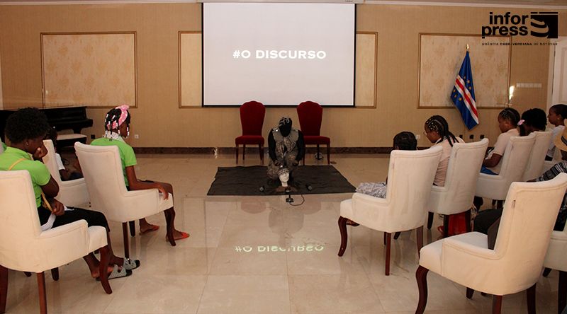 Performance de Djam Neguin na XIV Semana da República promove reflexão sobre Amílcar Cabral e sustentabilidade