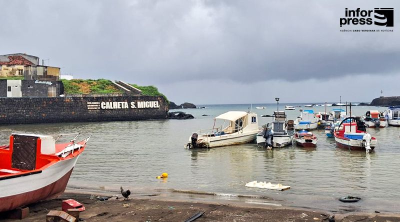 Santiago Norte: Pescadores de São Miguel enfrentam dificuldades e pedem devolução de botes