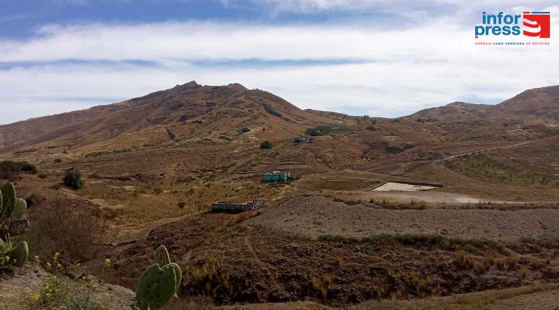 Porto Novo/Planalto Norte: Comunidade regozija-se com iniciativa da câmara sobre estrada de acesso