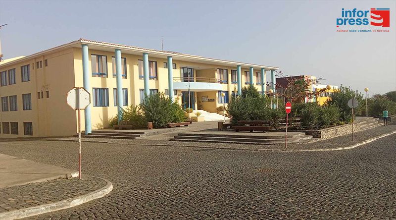 Porto Novo: Autarquia confirma "intervenções de emergência" para resolver problema de esgotos e de fornecimento de água