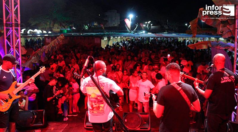 Porto Novo/São João: Música ao vivo tem sido um dos principais atractivos da feira agropecuária de Santo Antão