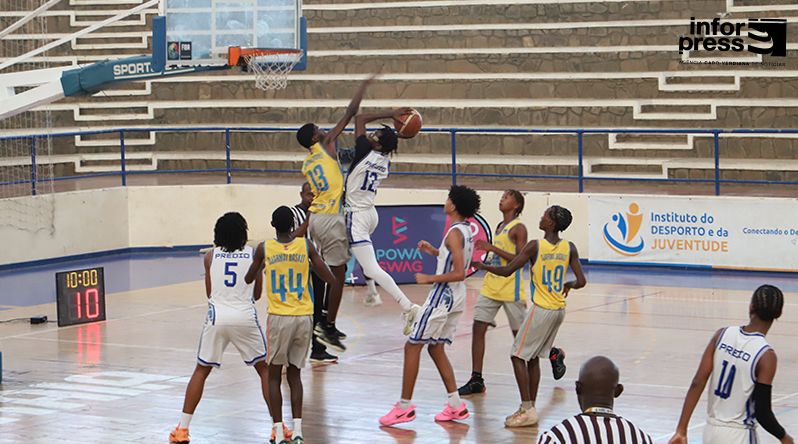 Basquetebol Sub-18: Prédio vence  Djarmai Basket e reage à derrota na jornada anterior