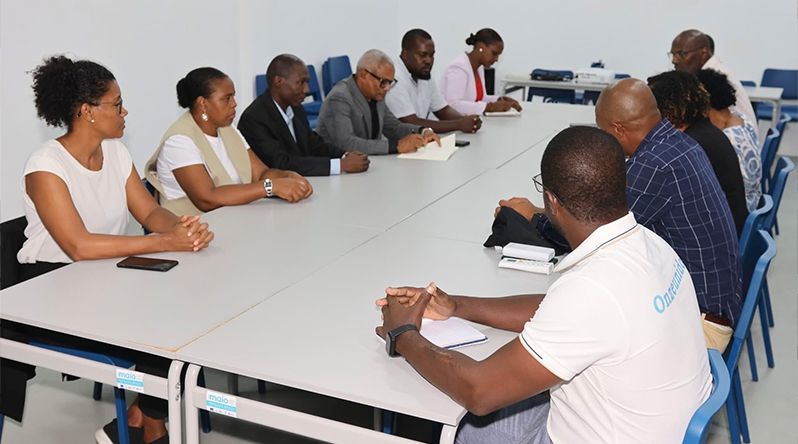 Maio: Presidente da República estimula clubes a organizarem campeonato regional de futebol